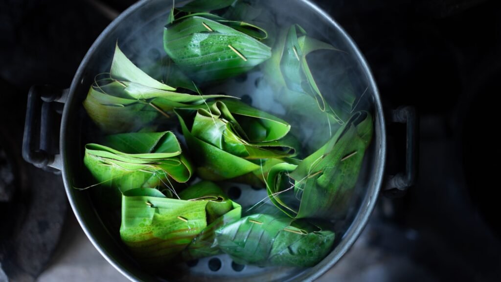 Steaming with Leaves