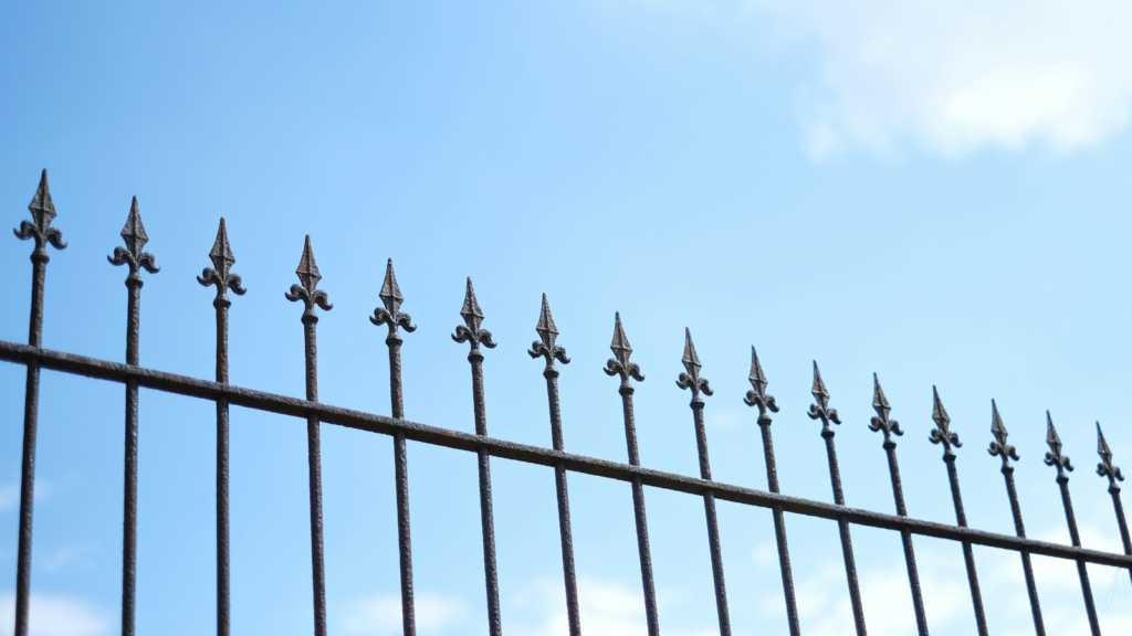 spiked fence
