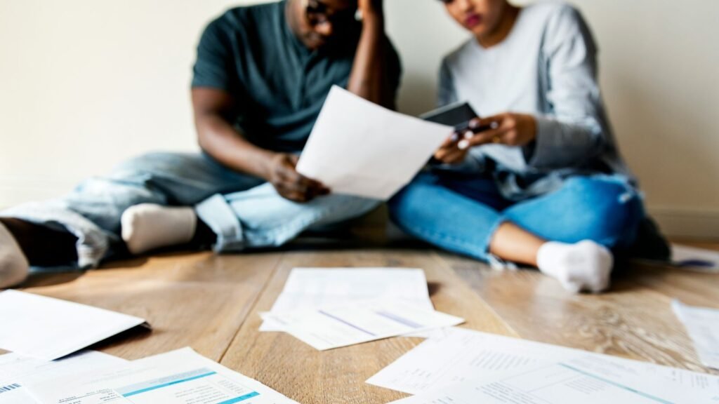 couple having financial problems